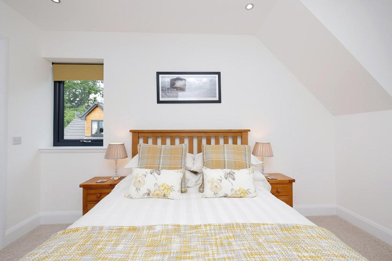 Pinewood Cottage Apartment & B&B Inverness Eksteriør billede